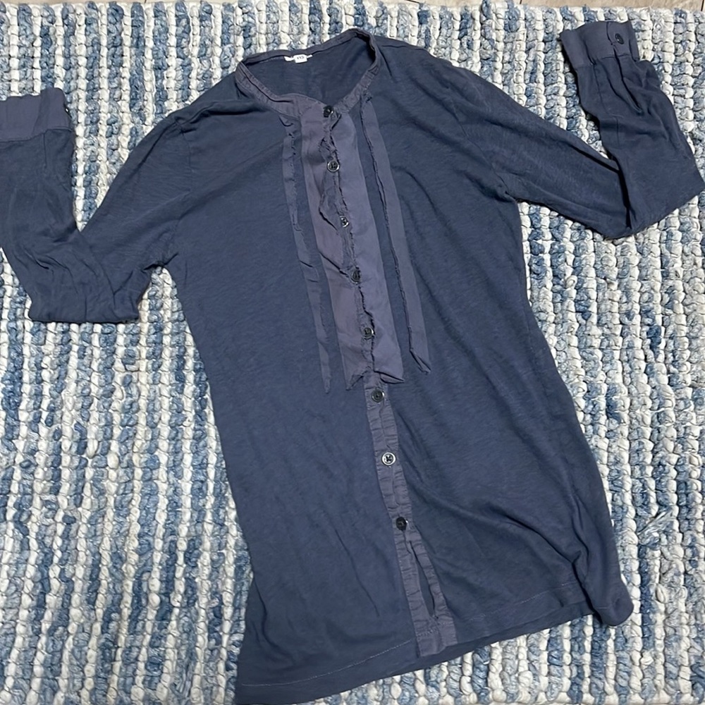 💜J. Crew 💜Cotton Blouse XXS Gray Ruffle Button Detail Soft like T-Shirt! B…